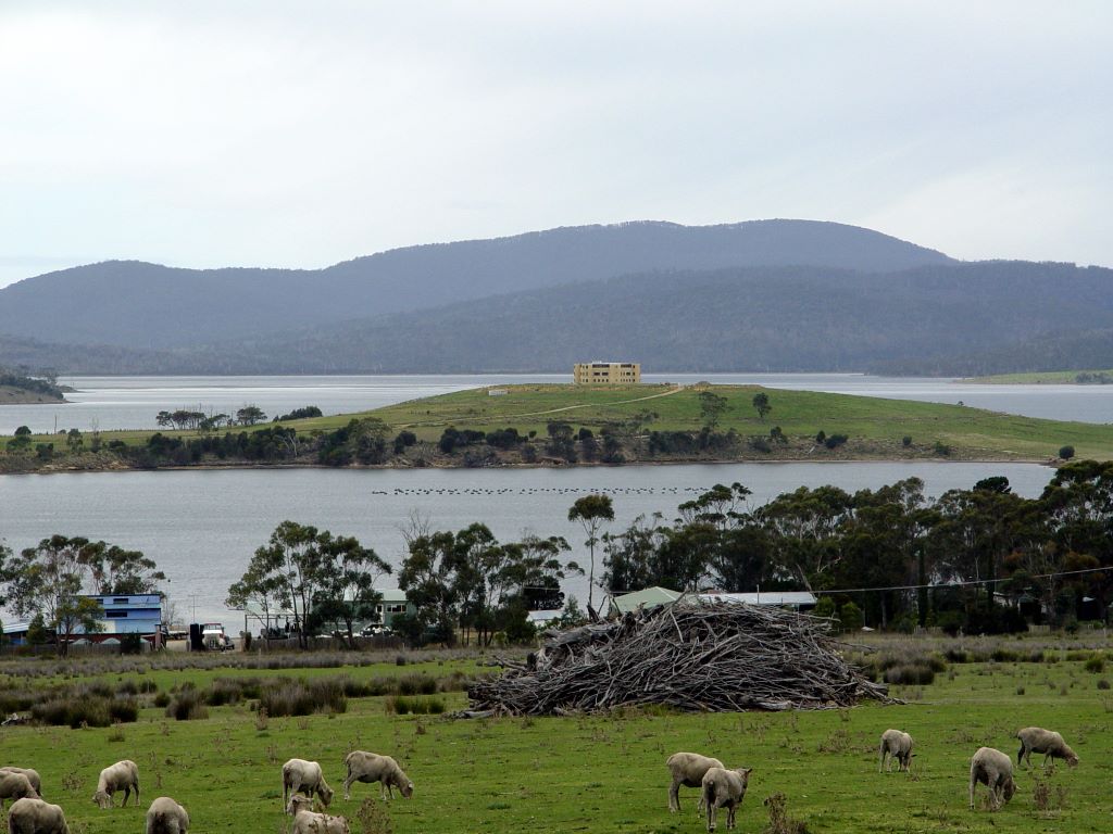 Views from the Arthur Highway, Tasmania.