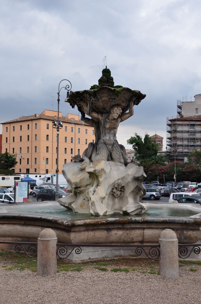 Fontana dei Tritoni, Rome, Italy.