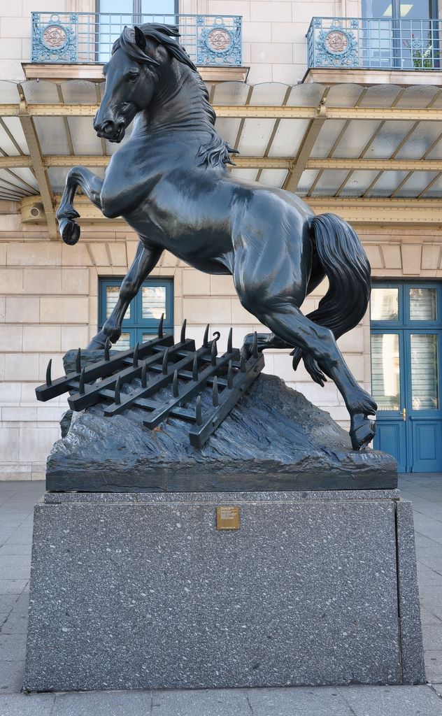 Statues outside Musee d'Orsay, Paris, France.