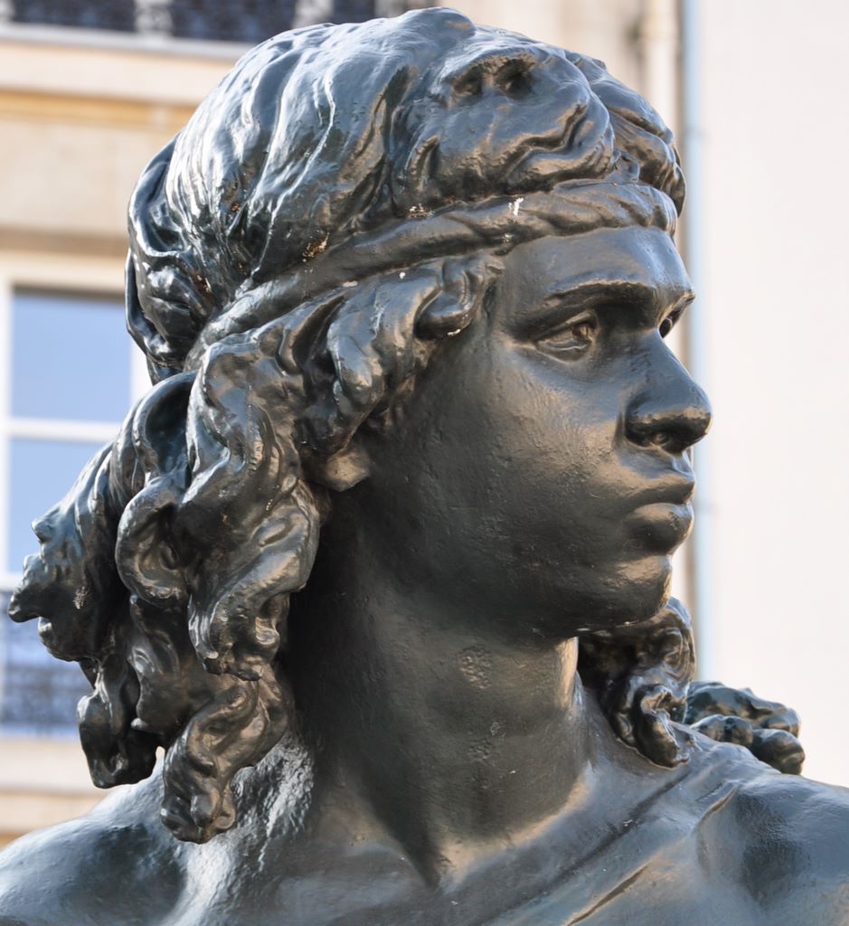 Statues outside Musee d'Orsay, Paris, France.