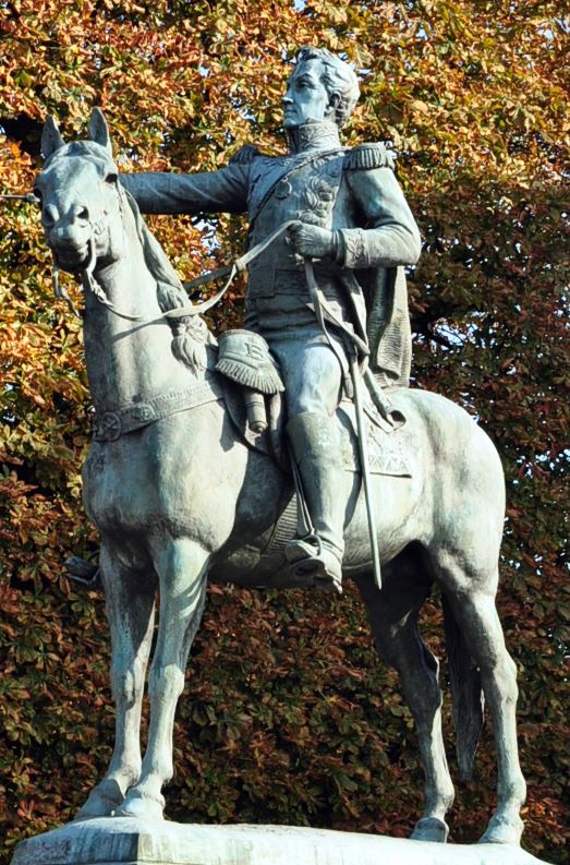 Statue of Simon Bolivar