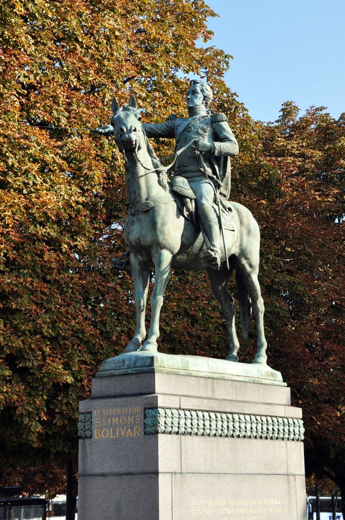 Statue of Simon Bolivar