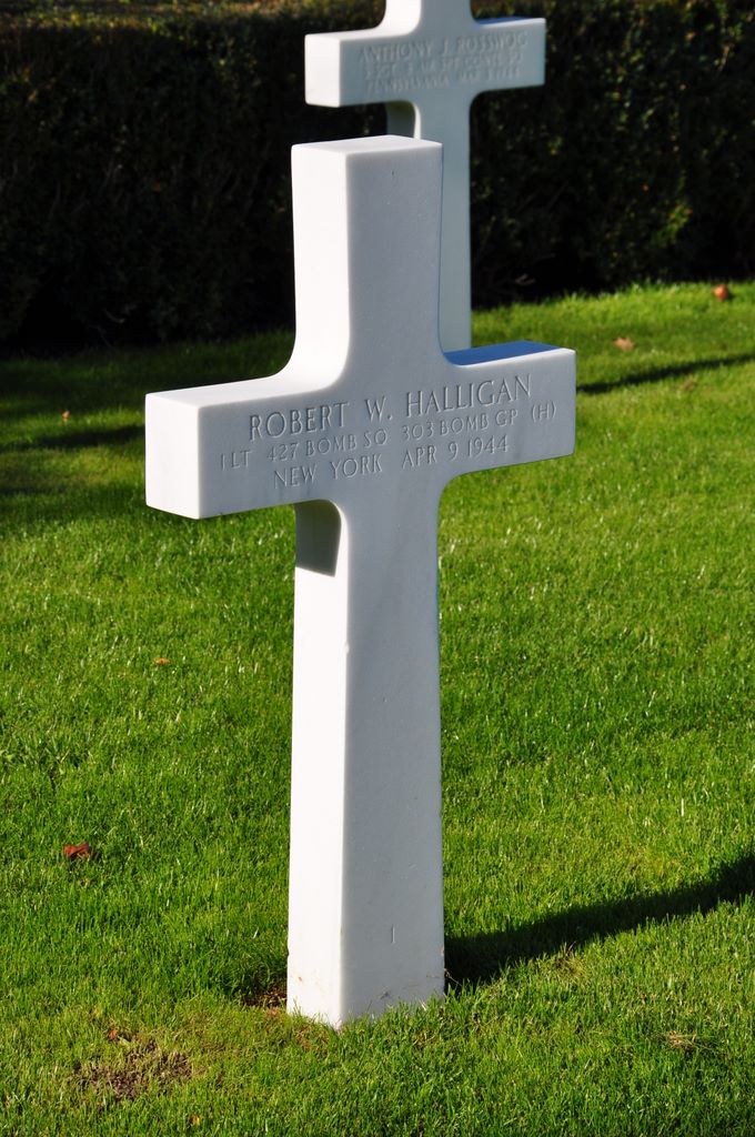 Cambridge American Cemetery and Memorial, Cambridge, UK.