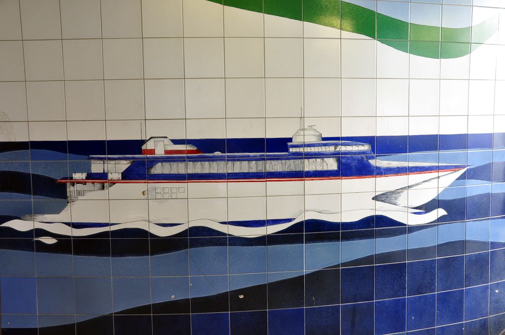Maritime Heritage Mural, Townwall Street, Dover. (1993)
